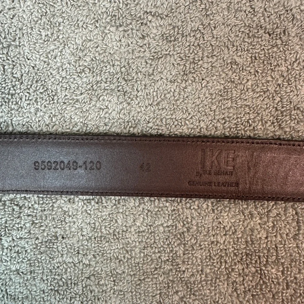 Ike by Ike Behar Mens Brown Genuine Leather Belt Size 42 Silver Buckle 9592049